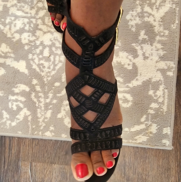 Call it Spring beautiful 👠 - Picture 3 of 12